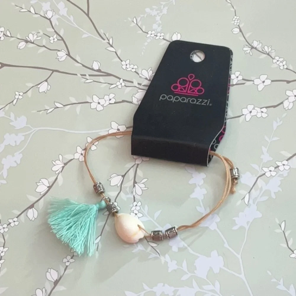 ❄️ Paparazzi | Bracelet with Mint Tassel Beach Bohemian
